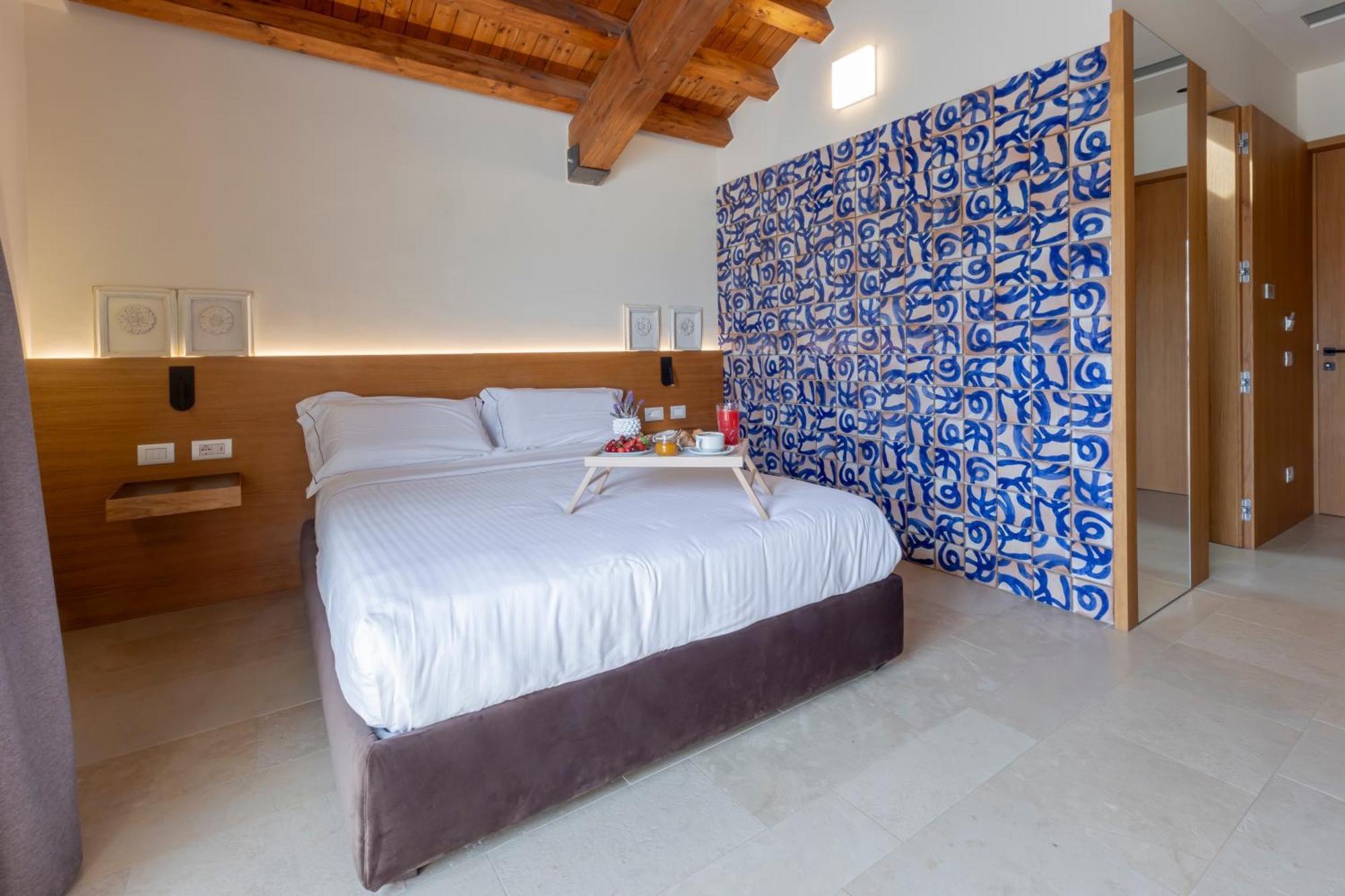 Borgo Giallonardo Wine Relais Realmonte Exterior photo