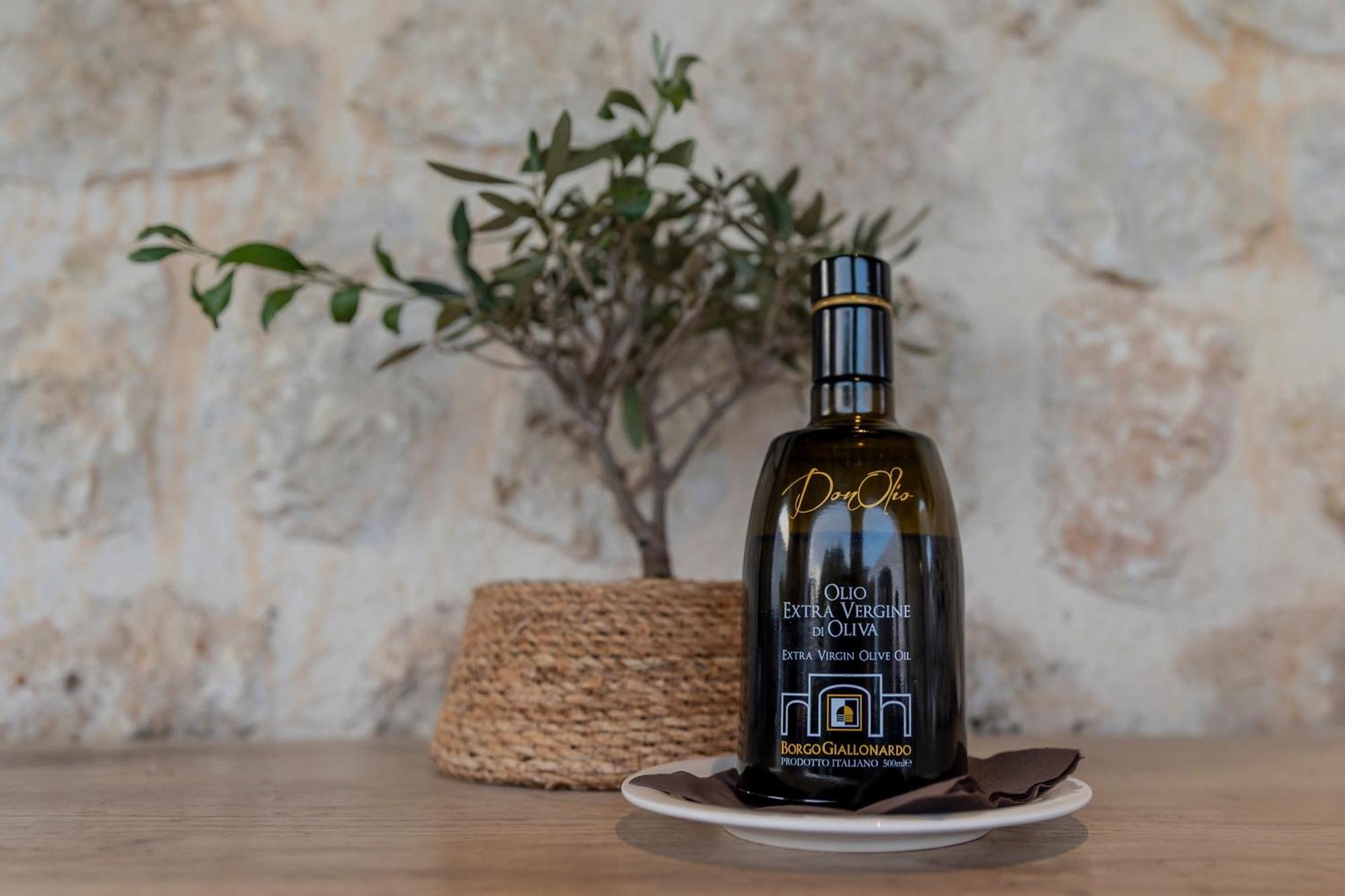 Borgo Giallonardo Wine Relais Realmonte Exterior photo